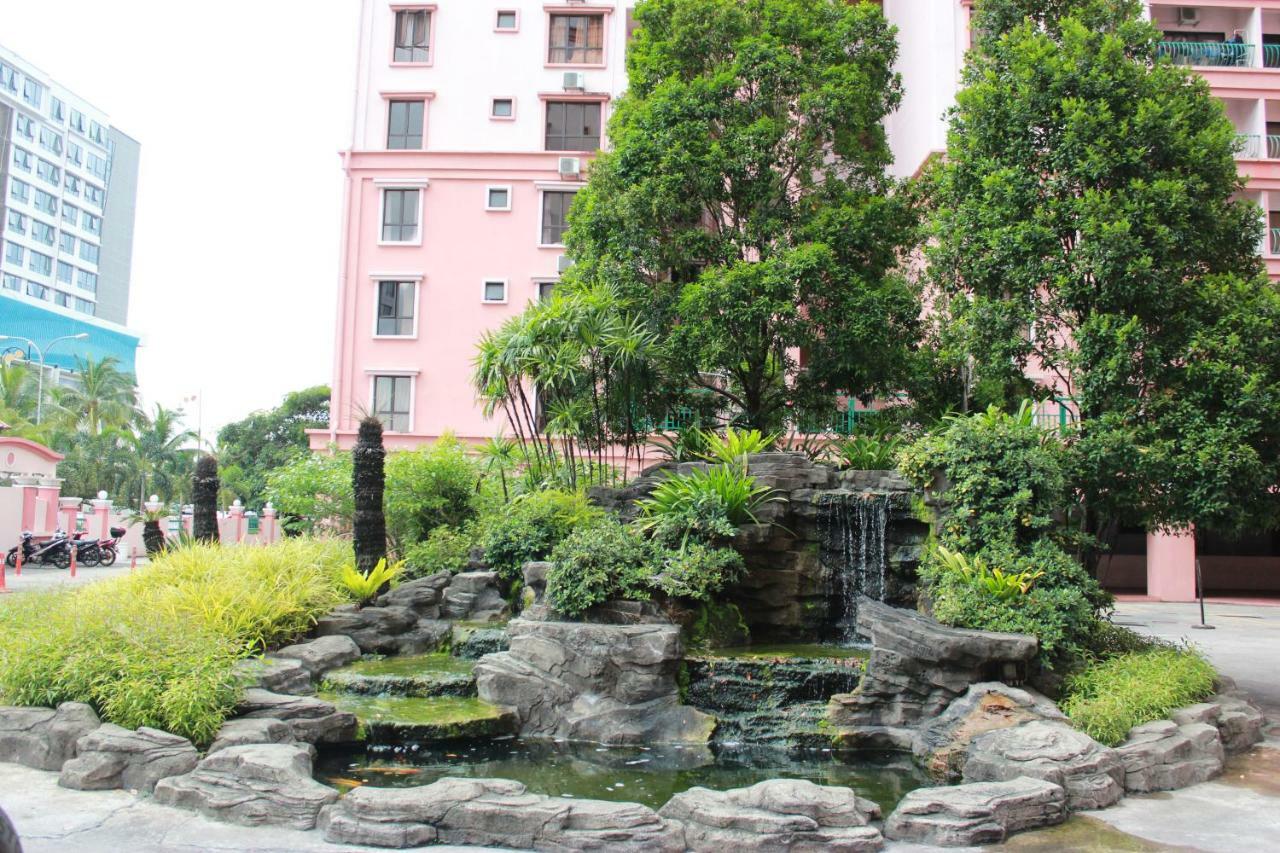 Marina Residence Suites @ Marina Court Resort Condominium Kota Kinabalu Exterior foto